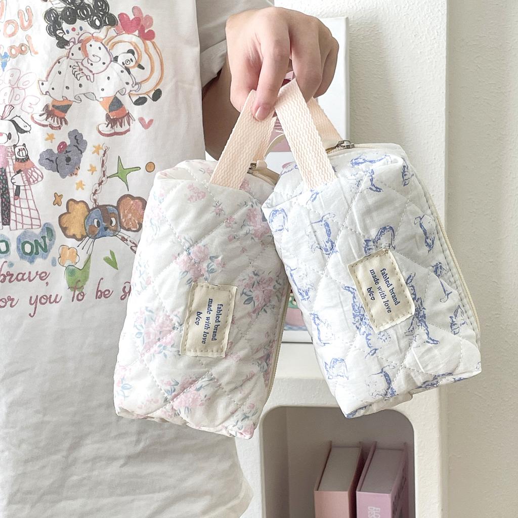 Винтажная косметичка с цветочным принтом для женщин, милый клетчатый клатч, женский дорожный косметичка, стеганый хлопковый цветок, маленькие сумки