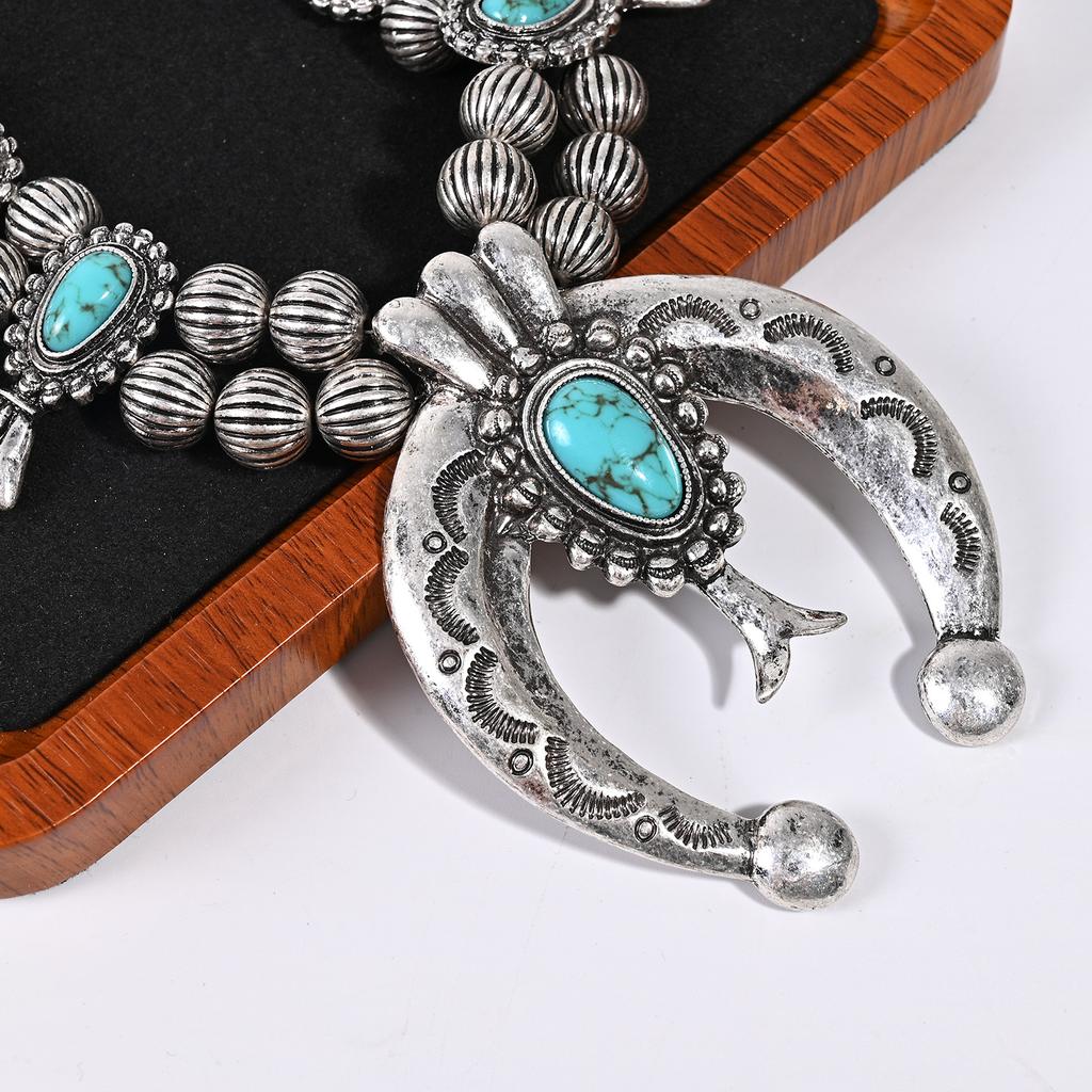 Blue Vintage Antique Silver Exaggerated Necklace Niche Evening Gown Retro Chain Jewelry