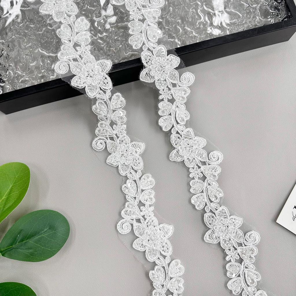 White Mesh Handmade Beads Three-Dimensional Flower Lace Clothing Skirt Dress Wedding Decoration Lace Accessories