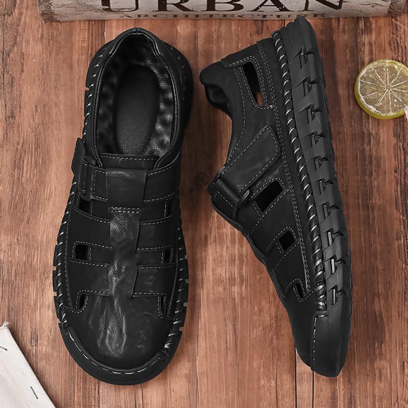 Fashion Hollow Out Men Sandals Casual Leather Mens Summer Shoes Outdoor Man Beach Sandals Soft Roman Shoes Quick Dry Wading Aqua Shoes