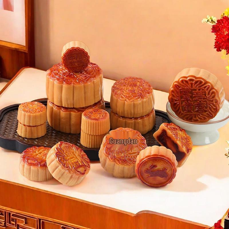 Пластиковая игрушка-лунный кекс - Вкусы: Желток, Семена лотоса, Паста из красных бобов - Реквизит для витрины/фотографии