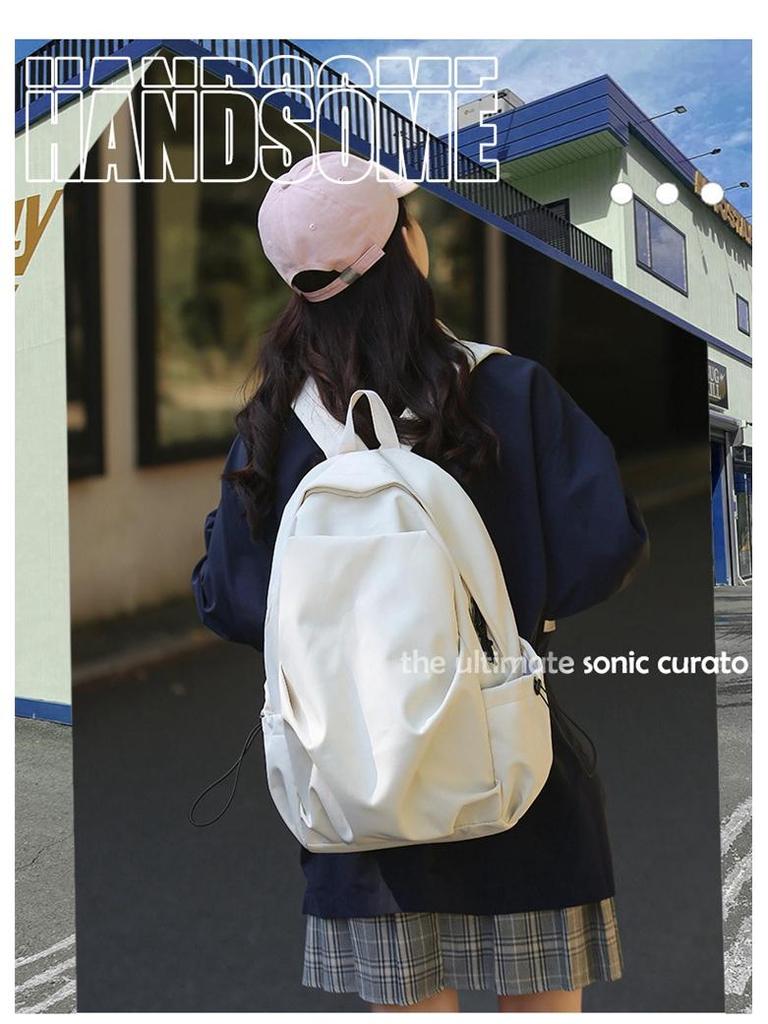 Large Capacity Nylon Lightweight Fashion Backpack for Casual Hiking and Commuting