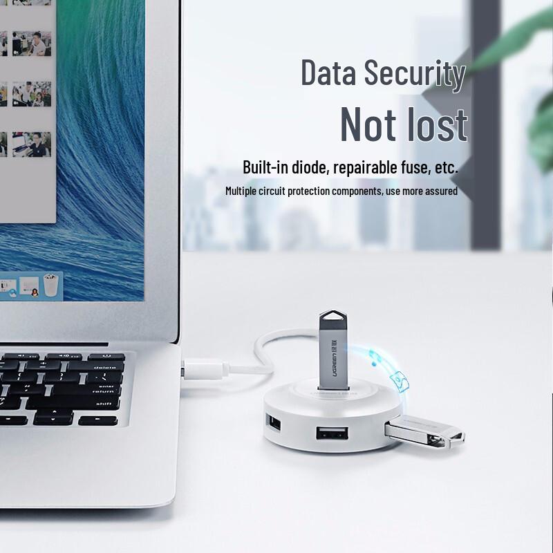 Ugreen CR106 4-Port USB 2.0 Hub Splitter