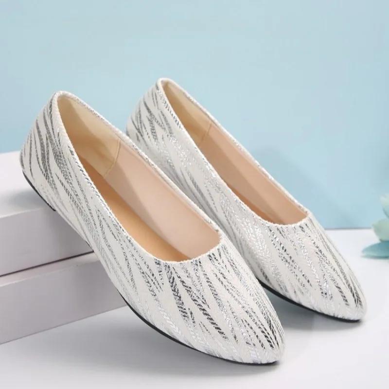 2024 Новые летние женские туфли на плоской подошве, сочетающиеся по цвету, с острым носком, с неглубоким вырезом, удобные для весны и осени Zapatos