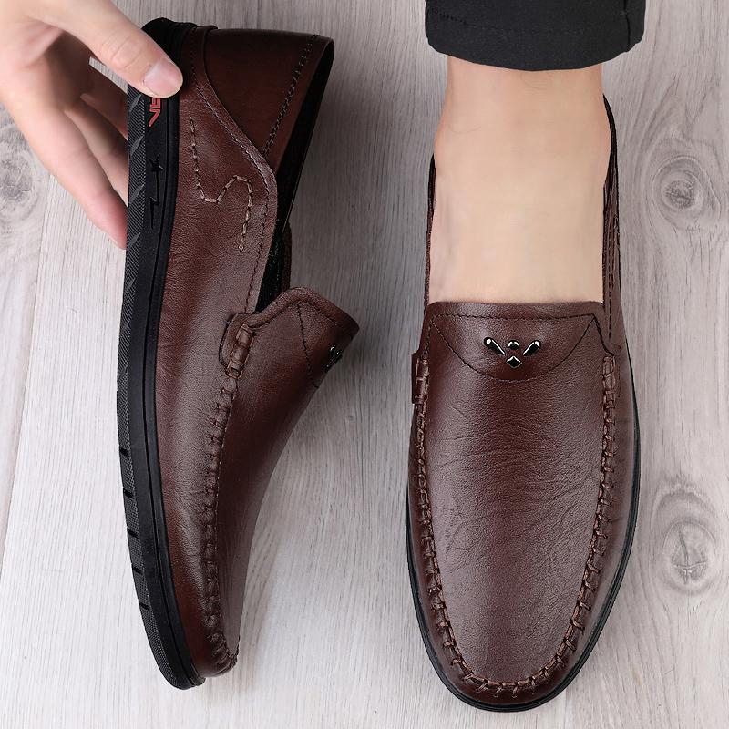 Fashion 2025 New Arrival Men Loafers Men's Breathable Fashion Casual Shoes Genuine Leather Driving Footwear Summer Mens Slip On Flats
