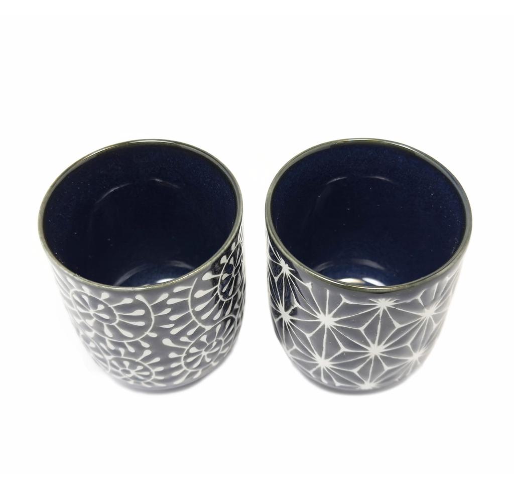 Mino Ware BIfuu Barrel Shaped Hemp Leaf Karakusa Japanese Teacup Set