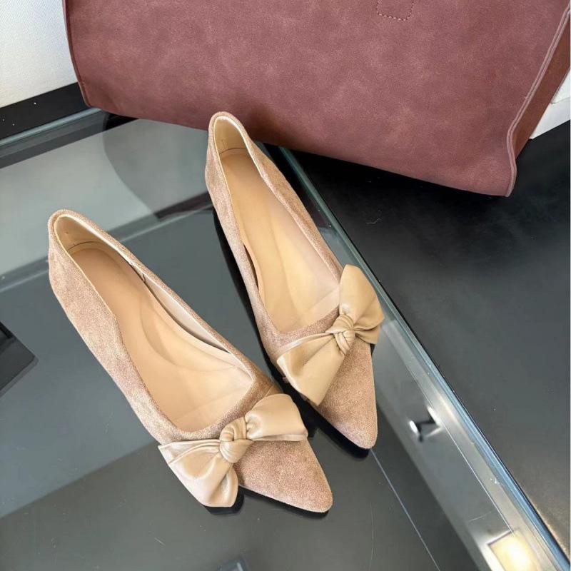 Весна 2025 новые остроносые босоножки на тонком каблуке с ремешком и пряжкой, модная женская обувь