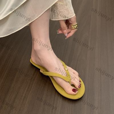 Летняя женская обувь 2025 Новые женские пляжные сандалии Нескользящие Удобные Повседневные тапочки Уличные Летние шлепанцы с мягкой подошвой