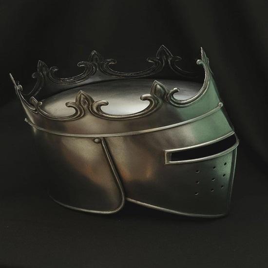 Корона королевы из кованой стали: Носимые женские доспехи для LARP косплея