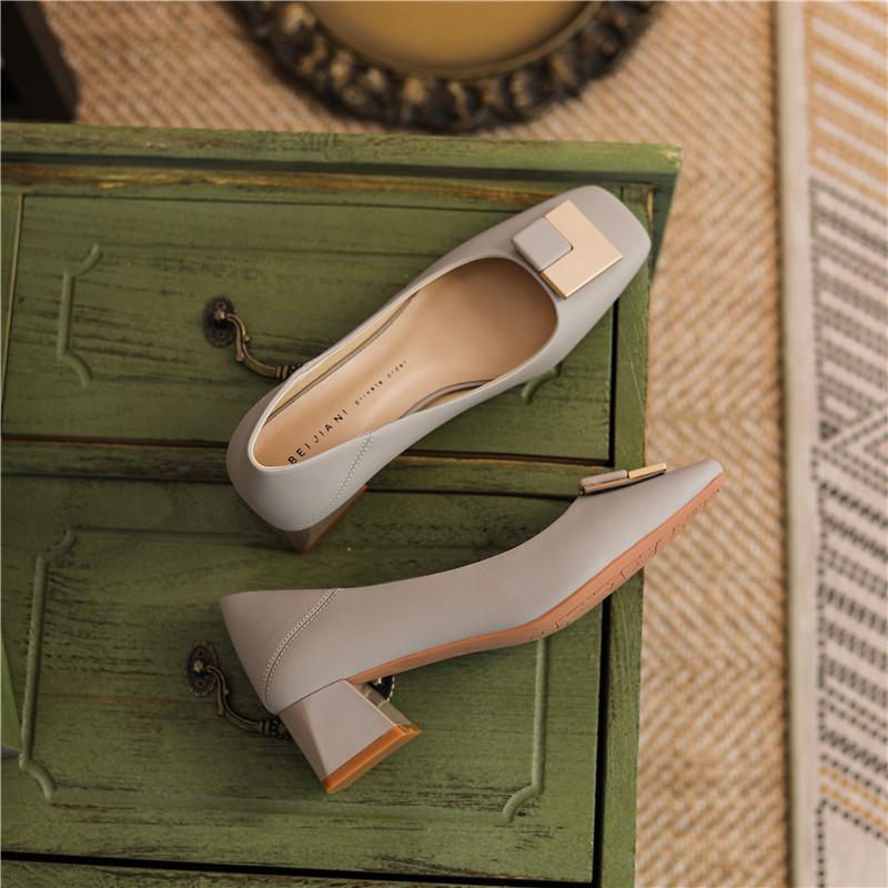 Овчина квадратная пряжка толстый каблук средний каблук туфли на высоком каблуке женские квадратный носок туфли бабушки два способа носки можно наступать на пятку одинарные туфли мягкая кожа см