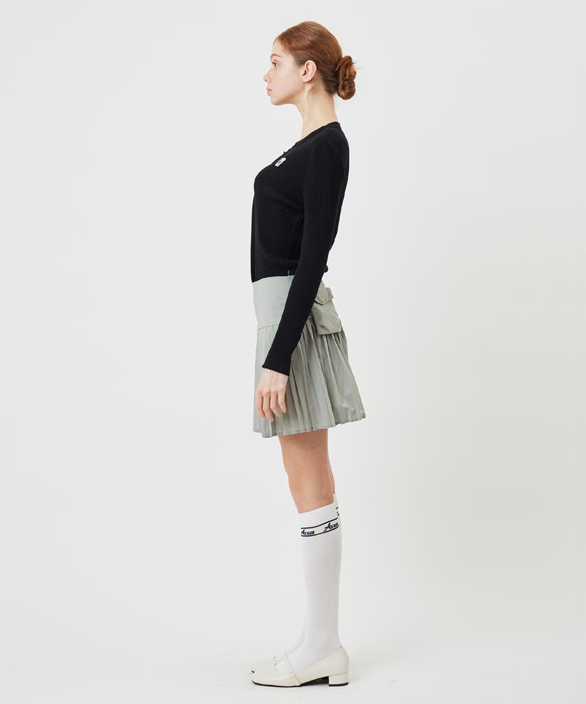 AVEN Button Point Round Neck Knit Black