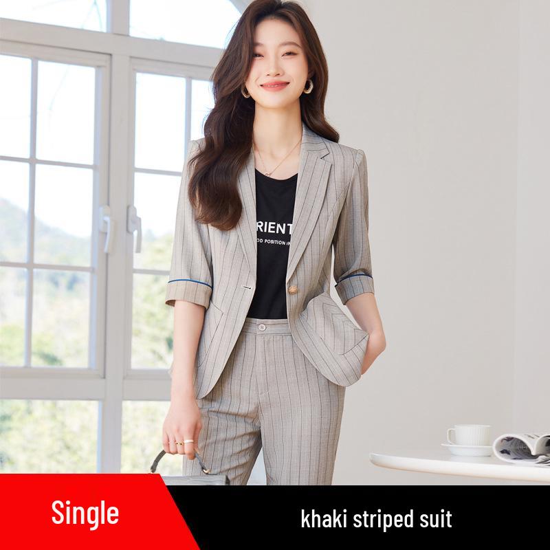 Spring/Summer 2024 Women's Petite Mid-Sleeve Striped Suit Set