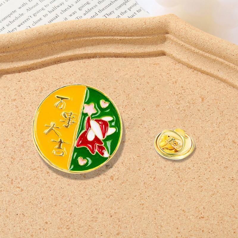 Ретро-товары со знаком зодиака, брошь в виде крана из мультфильма «Гочао», игла для пирсинга в виде лошади, значок с изображением аксессуаров мужского костюма «Восточный дракон»