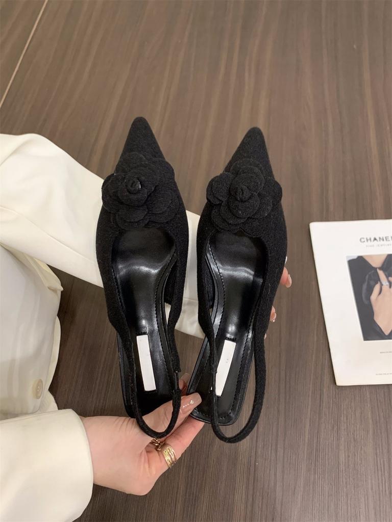 Французские туфли на высоком каблуке в стиле Сяосянфэн, сумка, сандалии с закрытым носком, туфли феи, новинка весны 2025 года, вечерние туфли пудрово-розового цвета с острым носком