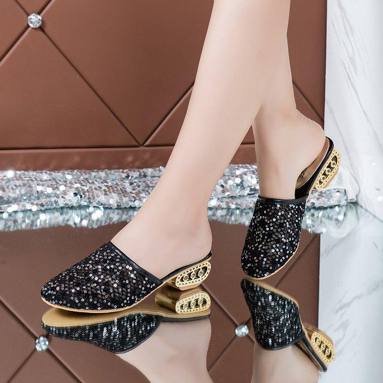 Тапочки Baotou женские летние на среднем каблуке модные корейские версии простые и нескользящие ленивые тапочки полые сетчатые женские туфли