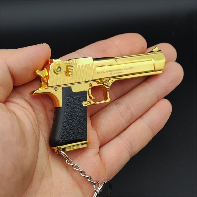 1:3 высококачественных металлических модели Desert Eagle брелок игрушечный пистолет миниатюрный сплав пистолет коллекция игрушка подарочный кулон