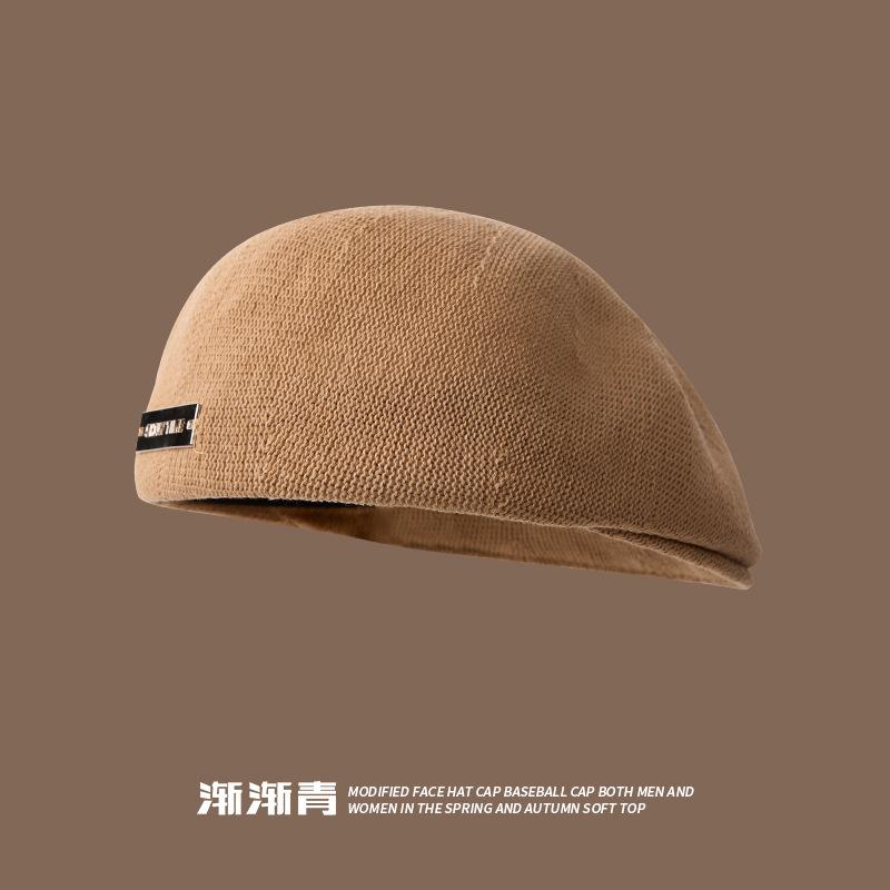 Берет женский новые осенне-зимние модели показывают маленькое лицо и носят шляпу вперед с большим обхватом головы черная шляпа.