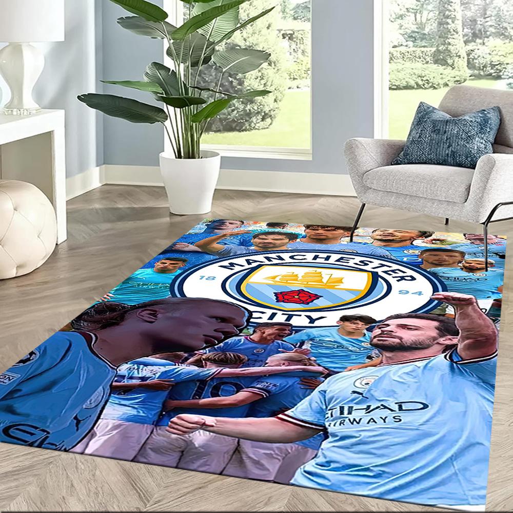 Квадратные ковры Love Manchester City Fc — отличный выбор для гостиных, спален, домашнего декора и в качестве подарков.