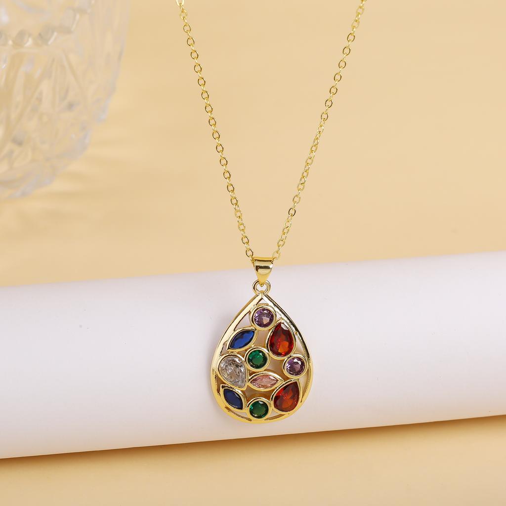 High Quality Crystal Round Pentagram Heart Shape Pendant Necklace for Woman Hip Hop Style Copper Neck Jewelry Daily Wear Gifts