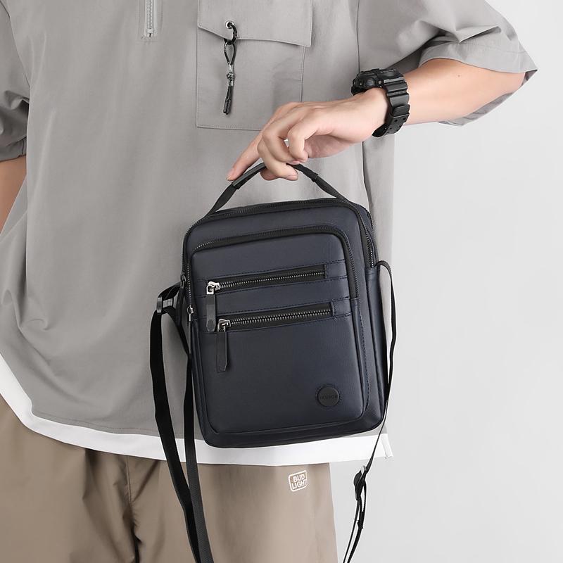 Vintage Waterproof Shoulder Bag Men Fashion Crossbody Bags Large Capacity Simple Travel Student Computer Bag Purse Handbag