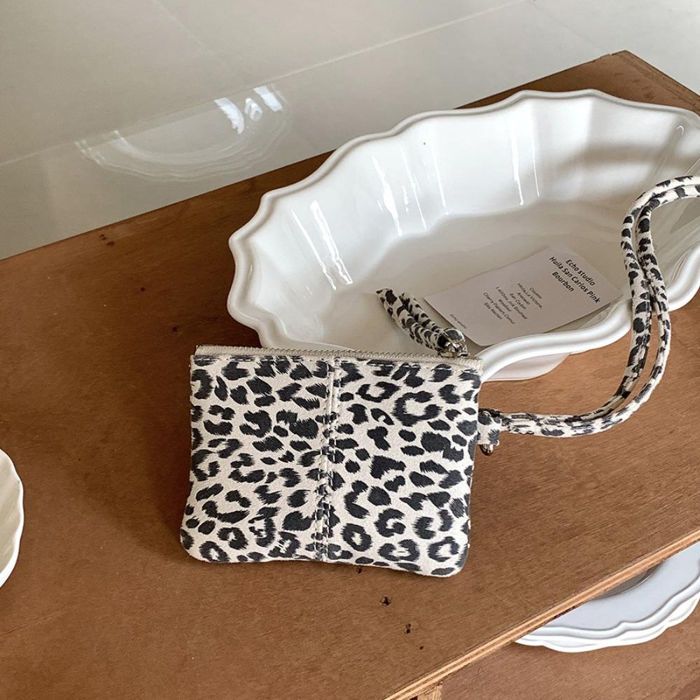 Кошелек для монет из замши с леопардовым принтом Портативная сумка для помады и ключей Женская сумка через плечо Мини-сумка для хранения Маленький кошелек Дорожная сумка на шею