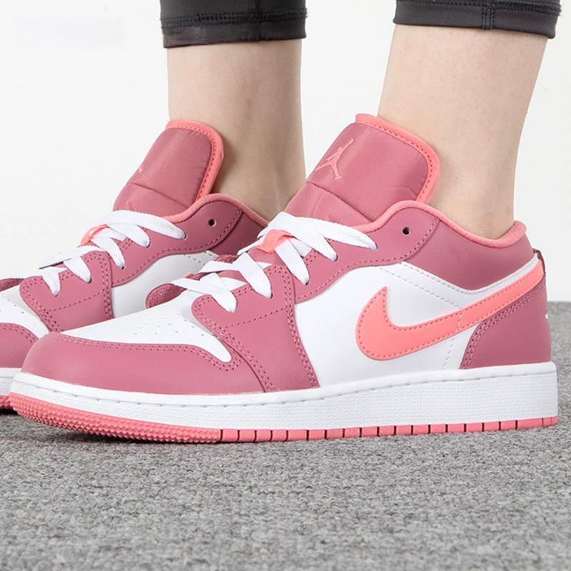 Детские кроссовки Air Jordan 1 Low GS Desert Berry Pink Coral-Chalk White 553560-616