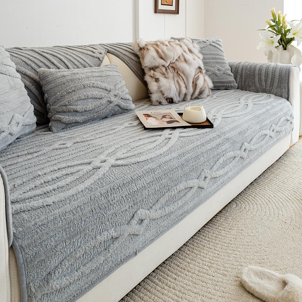 Elegant Plush Anti-Slip Sofa Mat Minimalist Contemporary Fall And Winter Cozy Couch Towel Covers Scandinavian Plain Woven Pattern Couch Cover