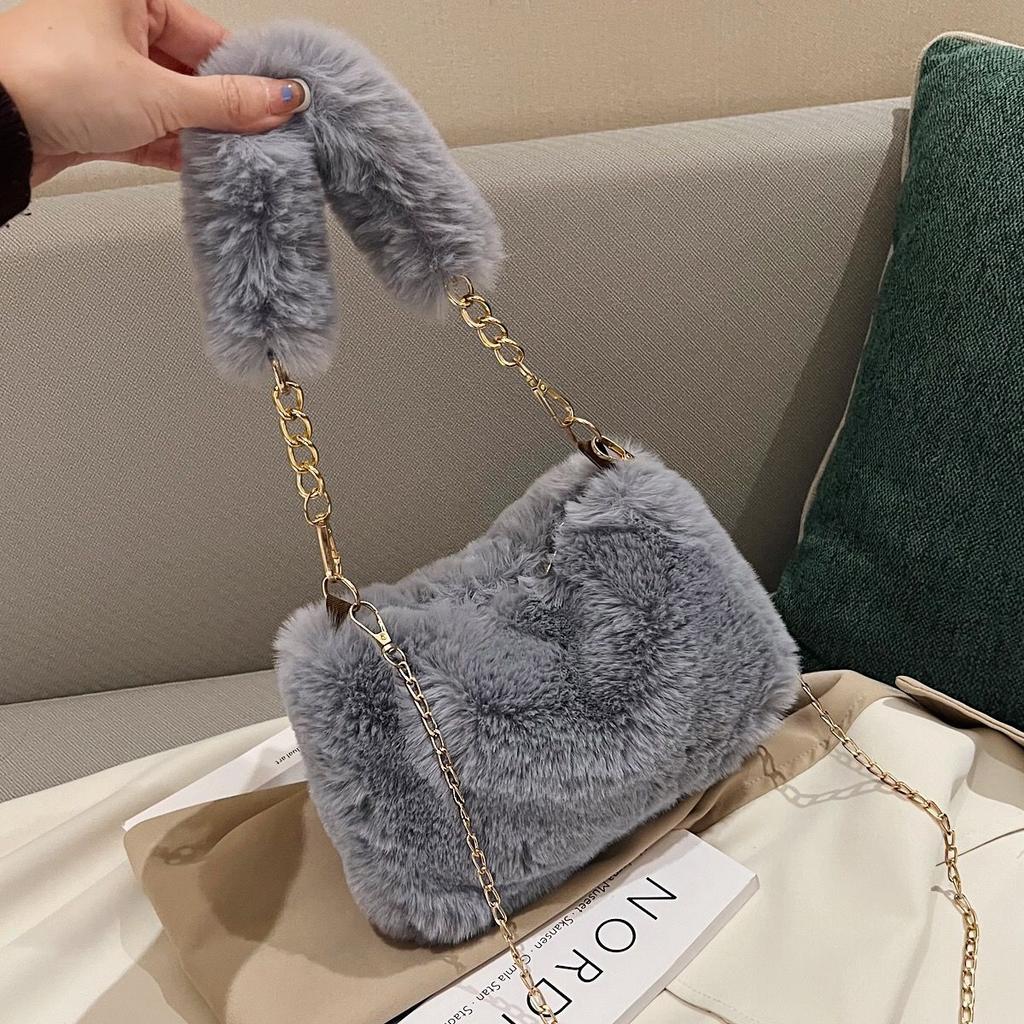New Plush Bag Fashionable Women's Niche Chain Messenger Bag Fashionable Portable Cute Small Square Bag