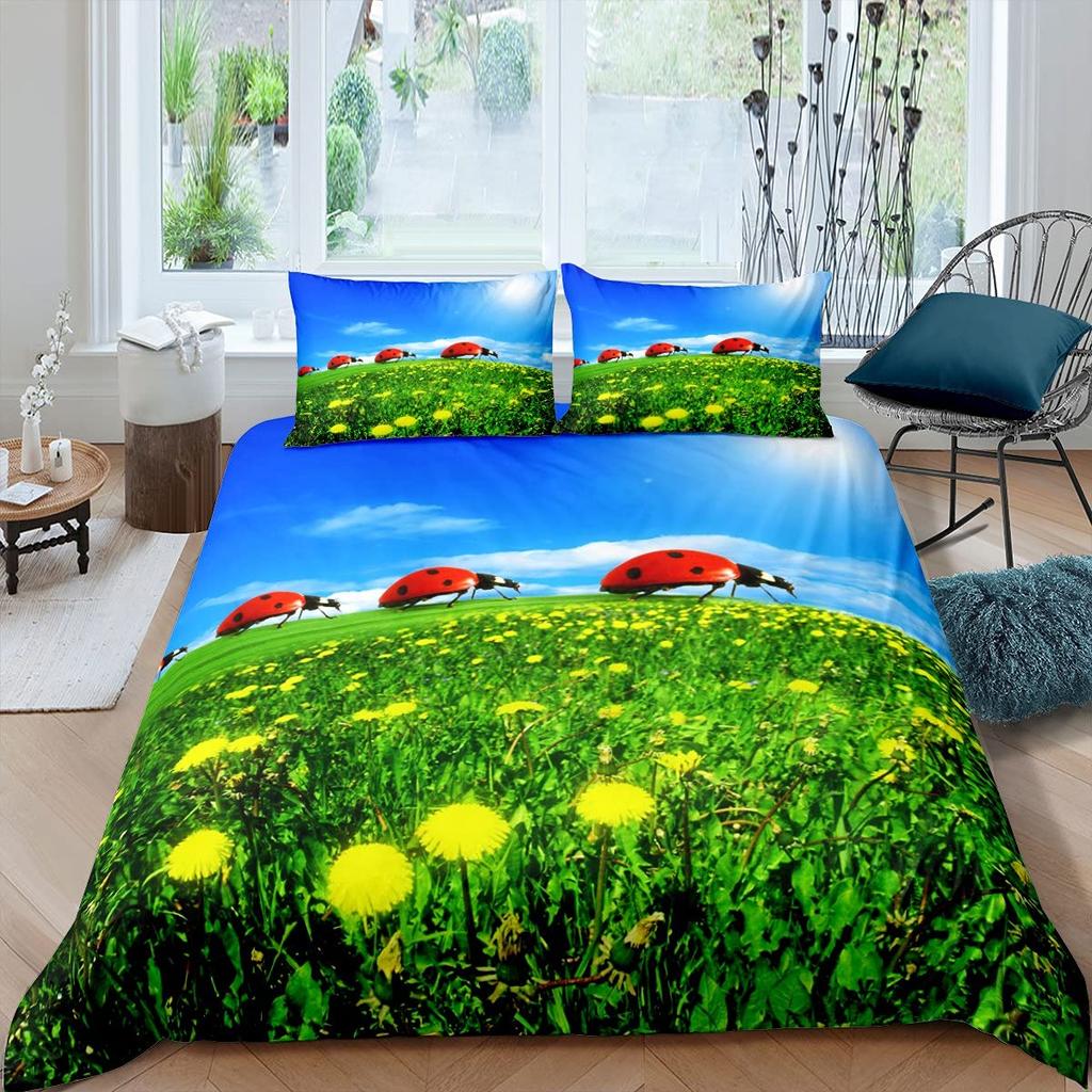 Ladybug Comforter Cover Set Ladybug On Green Leaf Duvet Cover Wild Wildlife Theme Microfiber Bedding Set 3pcs for Kids Teens