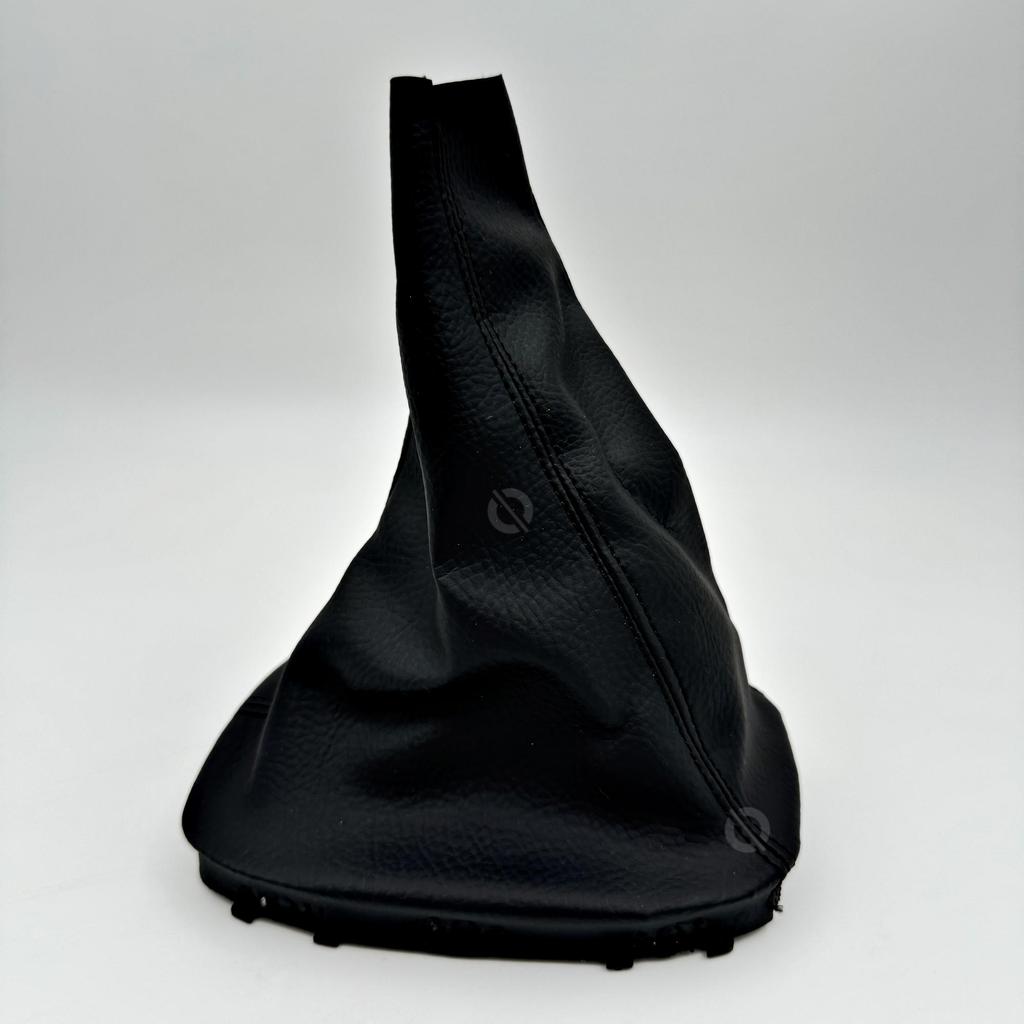 Gear Knob Boot Leather for Opel Corsa D Gear Gaiter for Opel Corsa D 5738056 55557718 55568368