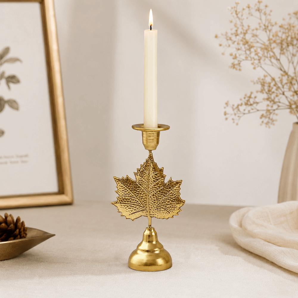 Elegant Tabletop Candle Holder Luxury Leaf Candle Stand Romantic Candlestick Holder Wedding Props