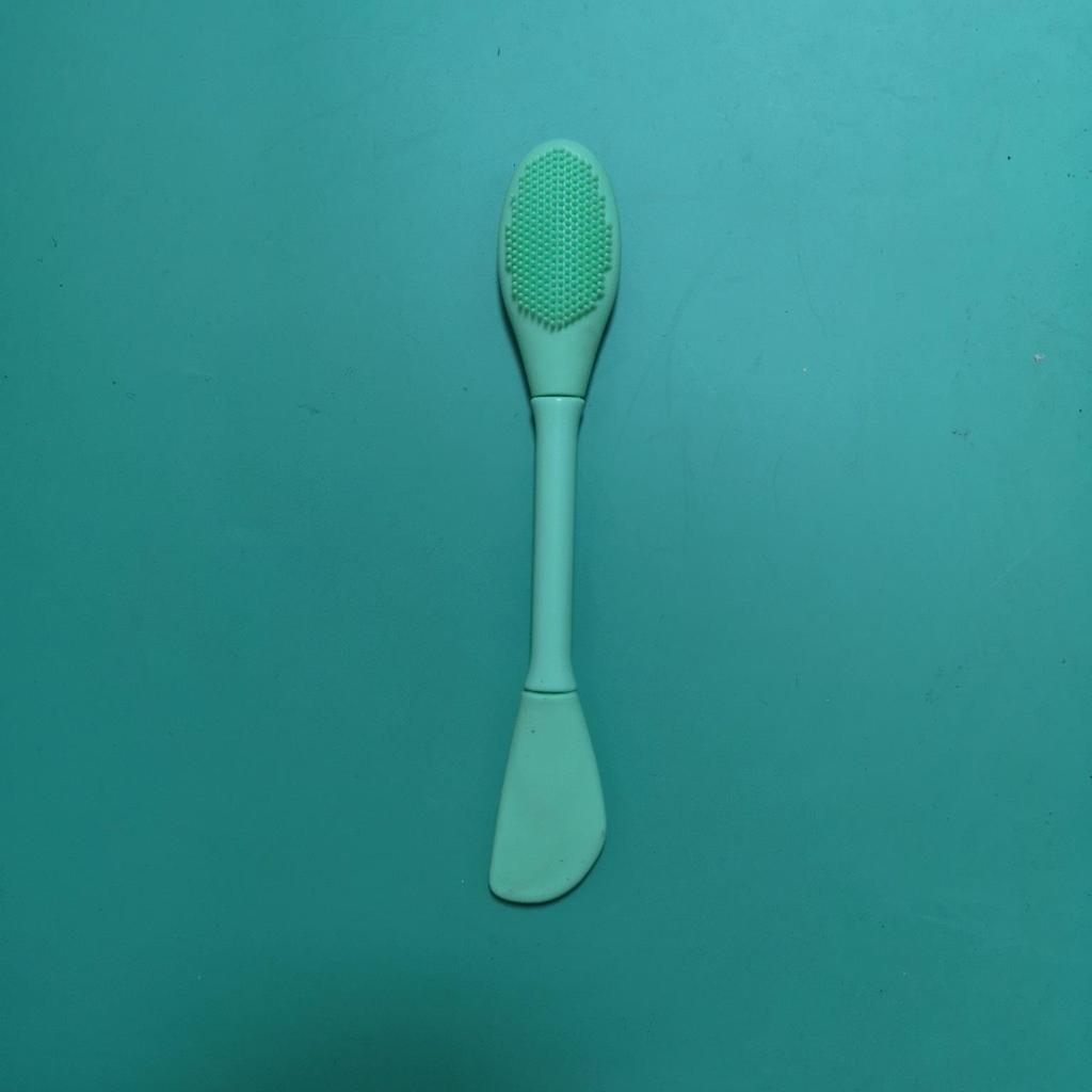 Двусторонняя силиконовая щеточка для лица для очищения, массажа, нанесения масок, подводки для глаз и многого другого