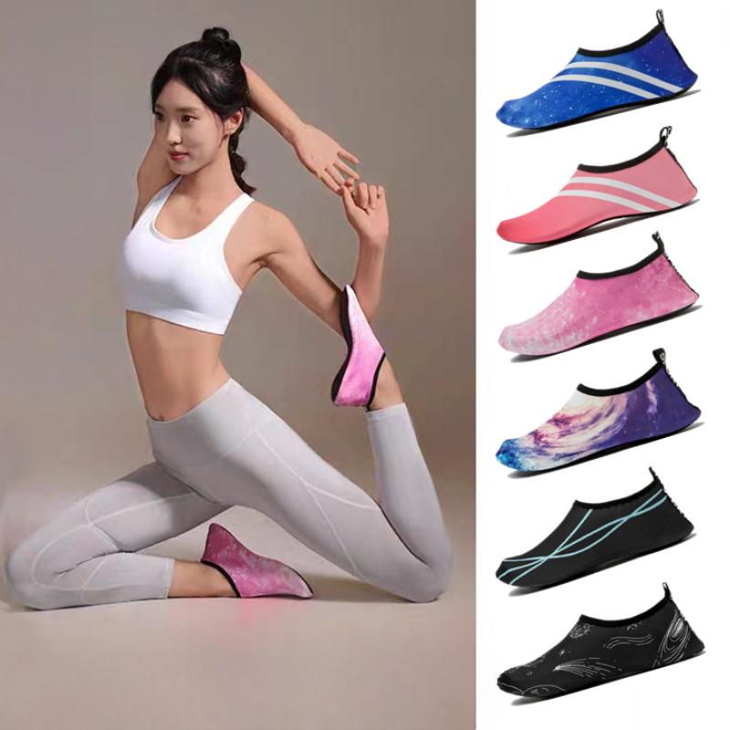 Indoor Men's and Women's Fitness Yoga Shoes Aerobics Training Dancing Silent Anti-Slip Home Soft Bottom Beach Sneaker