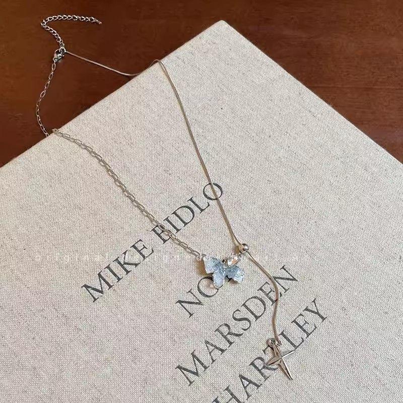 Niche Minimalist Double-Layer Vintage Collarbone Chain Trendy Women Personalized Butterfly & Pearl Elegant Versatile Daily Necklace