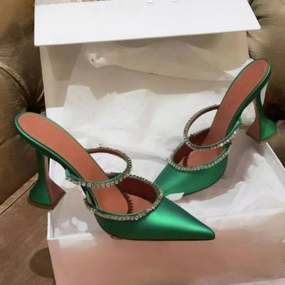 2025 Стразы атлас Женские туфли-лодочки Тапочки Элегантный острый носок Высокий каблук Женские мюли Слайды Летняя мода Вечеринка выпускной Туфли