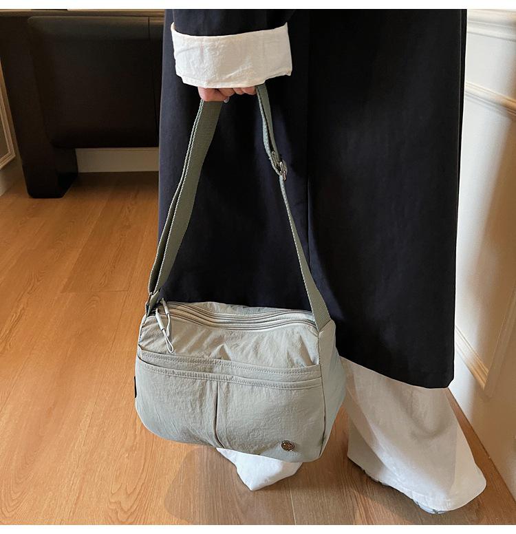 Женская спортивная минималистичная сумка кроссбоди 2025: Легкая, Вместительная, Универсальная наплечная сумка для поездок на работу или повседневного использования