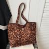 Вместительная модная сумка на плечо с леопардовым принтом, женская осенняя новинка, простая персонализированная сумка-тоут, сумка для покупок, для путешествий