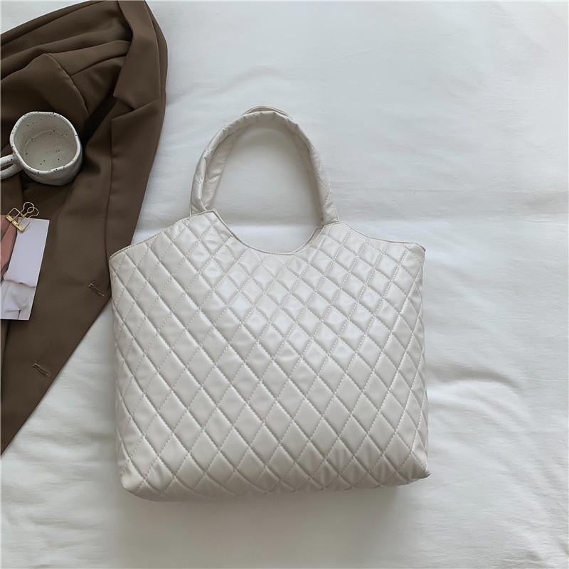 Chic Soft Pu Leather Tote Bag For Women 2023 Vintage Handbag With Inner Pocket