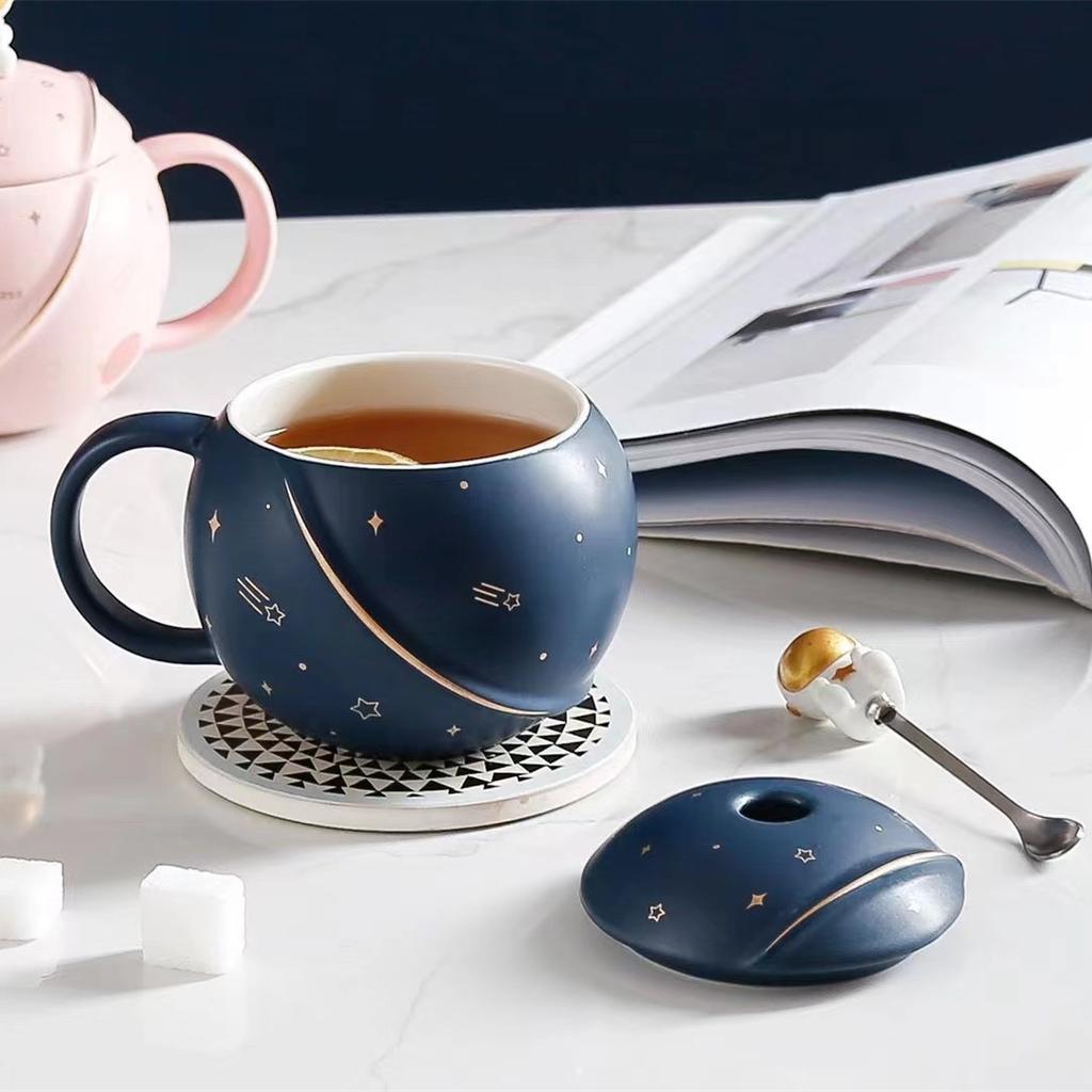Planet Mug with Lid Coffee Cup Drinking Water Ceramic Oatmeal Cup Female Couple Water Cup Home Creative Breakfast Cup