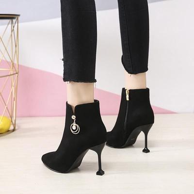 Модные женские ботильоны с кисточками, замшевые мокасины, большого размера, теплые ботильоны по акции, из ПУ, новинка осени, женские короткие туфли