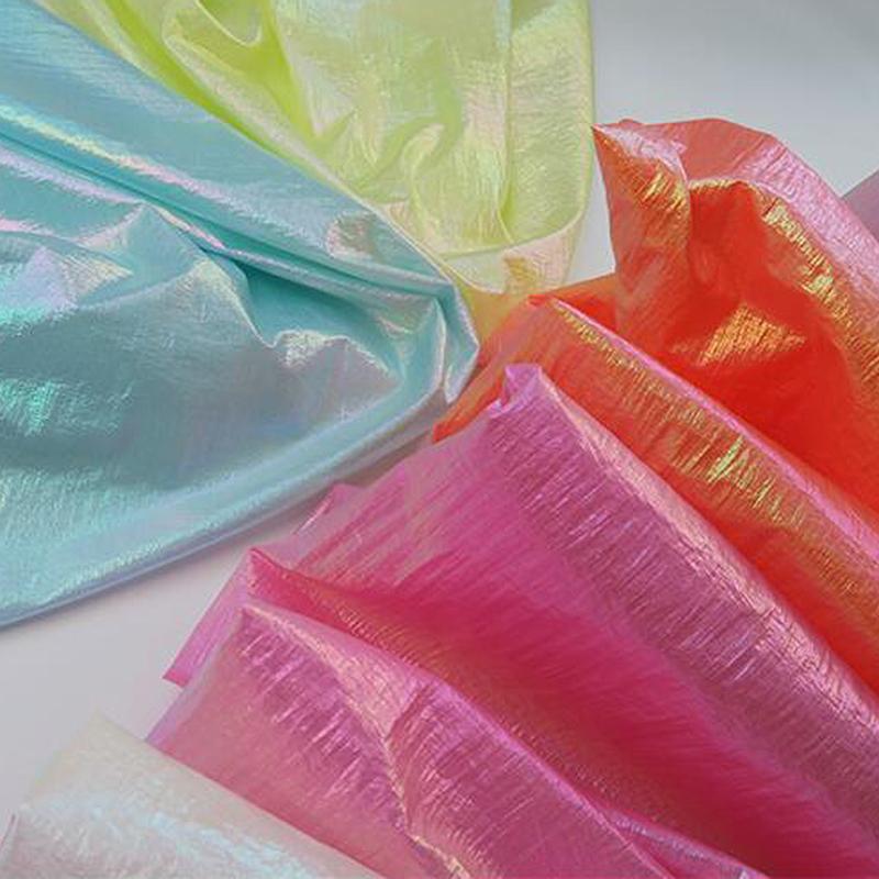 100*150 см нейлоновая перламутровая ткань водонепроницаемая пуховик лазерная симфония красочная градиентная ткань для шитья пуховиков