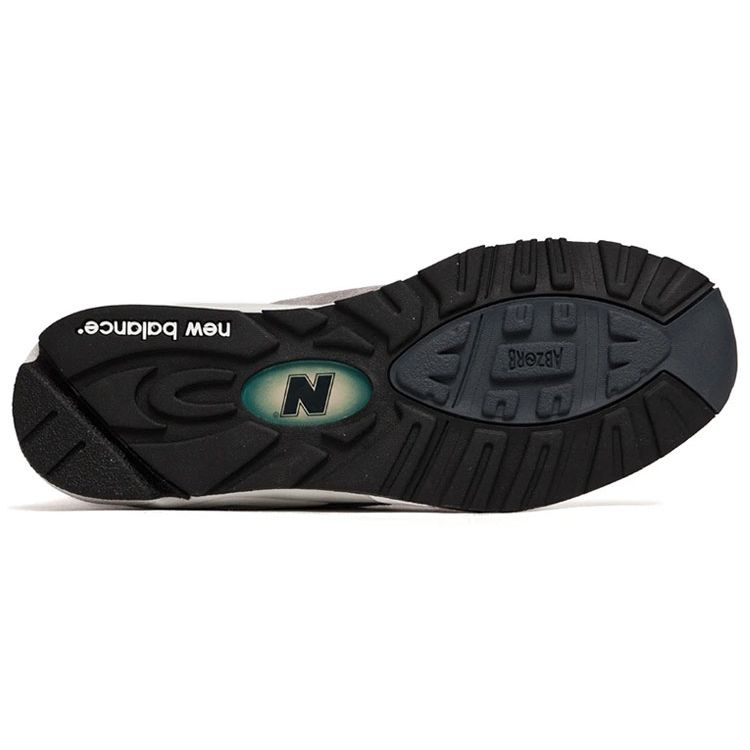 New Balance Кроссовки унисекс Kith x 990v2 Made in USA Classics Collection Серо-Белые M990GR2