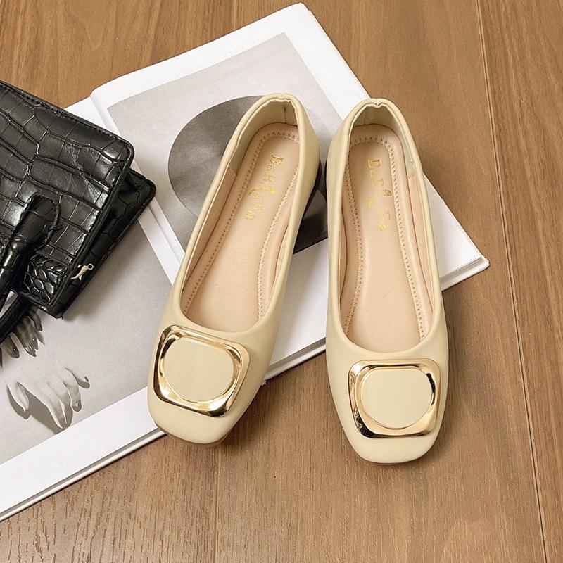 Поздний вечерний ветер квадратный носок туфли-лодочки женские 2025 новые весенне-осенние модели красивы с юбками, на низком каблуке и мягкой подошве, и одна педаль