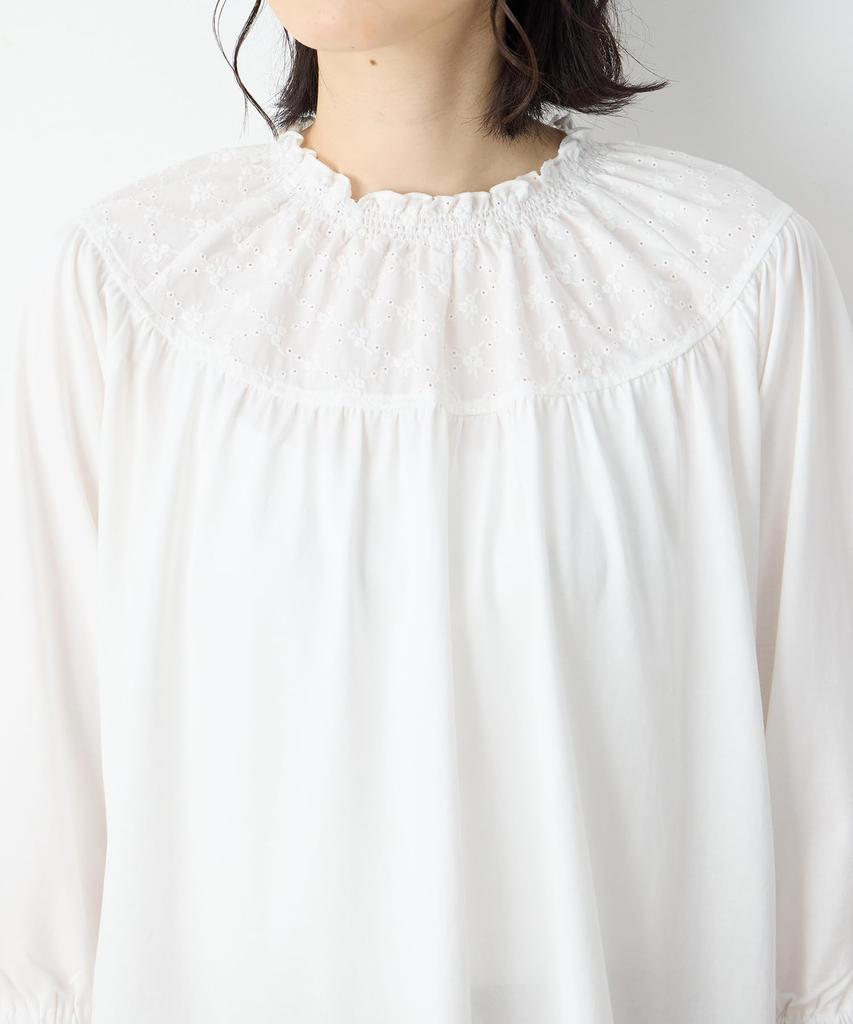 DECOY Shirred Collar Docking White Pullover, Women's, 491223,