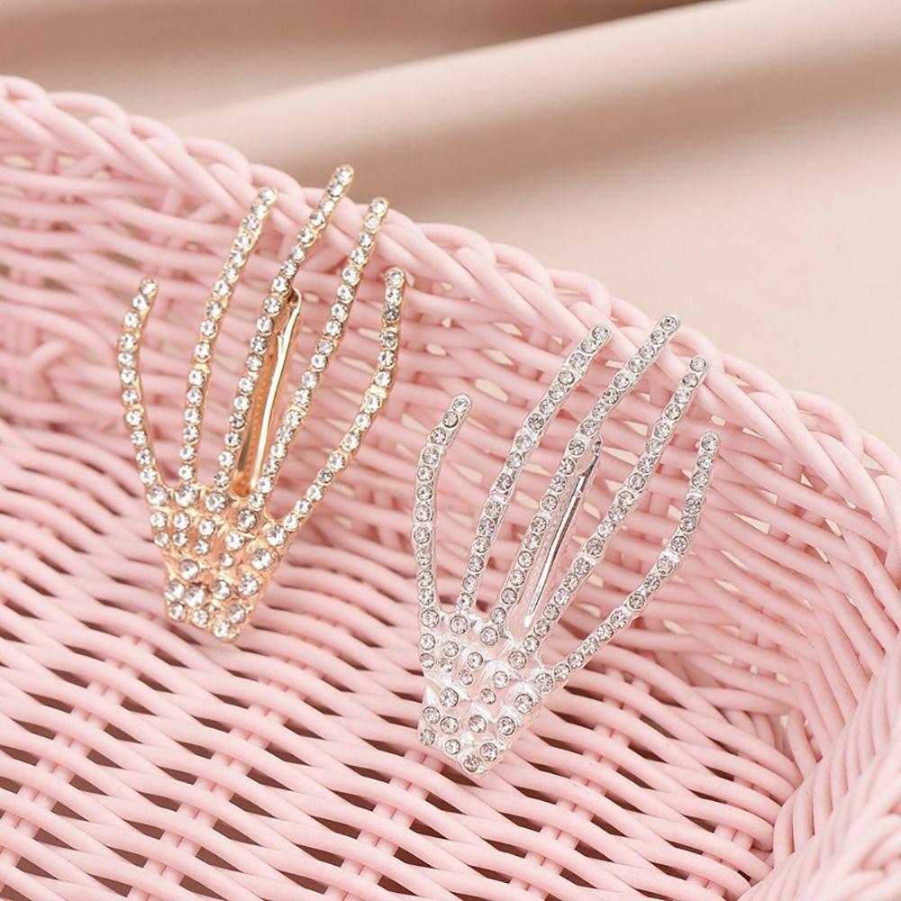Hair Accessories Skeleton Hand Hair Clip Diamond Skull Clip Special Design Head Rope  Women Girl
