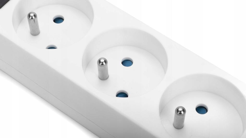 Montis extension strip 3 m 5 sockets white 20IP 16A 230V