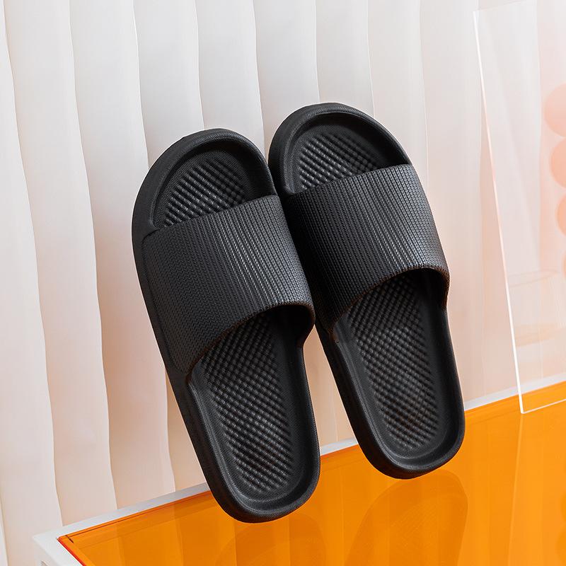 Summer Home Slippers Men Cloud Slides Indoor Mute Non-slip Bathing Flip Flop Sandals Male Summer Zapatillas Hombre