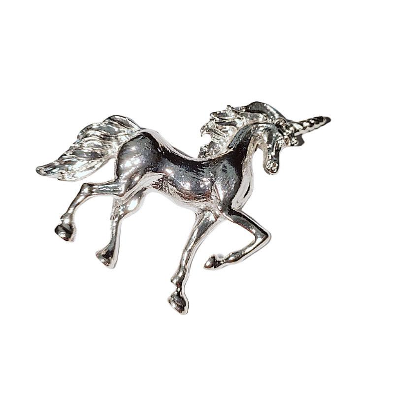 Classic Horse Brooch For Women Men Versatile Clothing Animal Pins Friends Party Gifts Banquet Jewelry Accessory