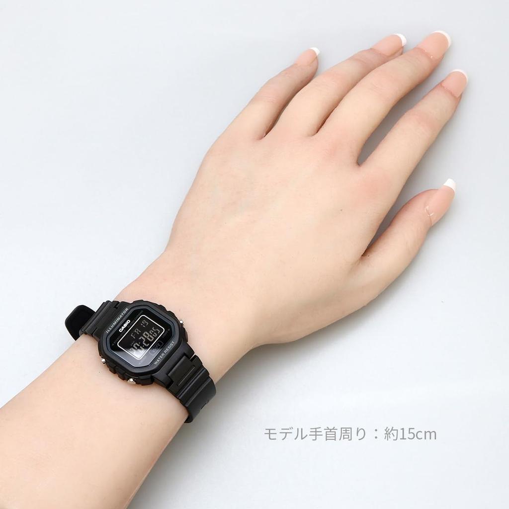 Casio Цифровые часы LA-20WH-1B для женщин, девушек, детей, полностью черные, отрицательный дисплей, зарубежная модель