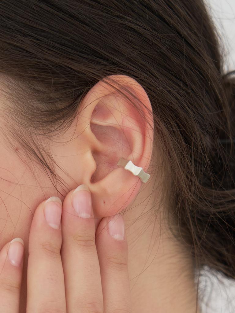 Мгновенный Ear Cuff Волна Амона